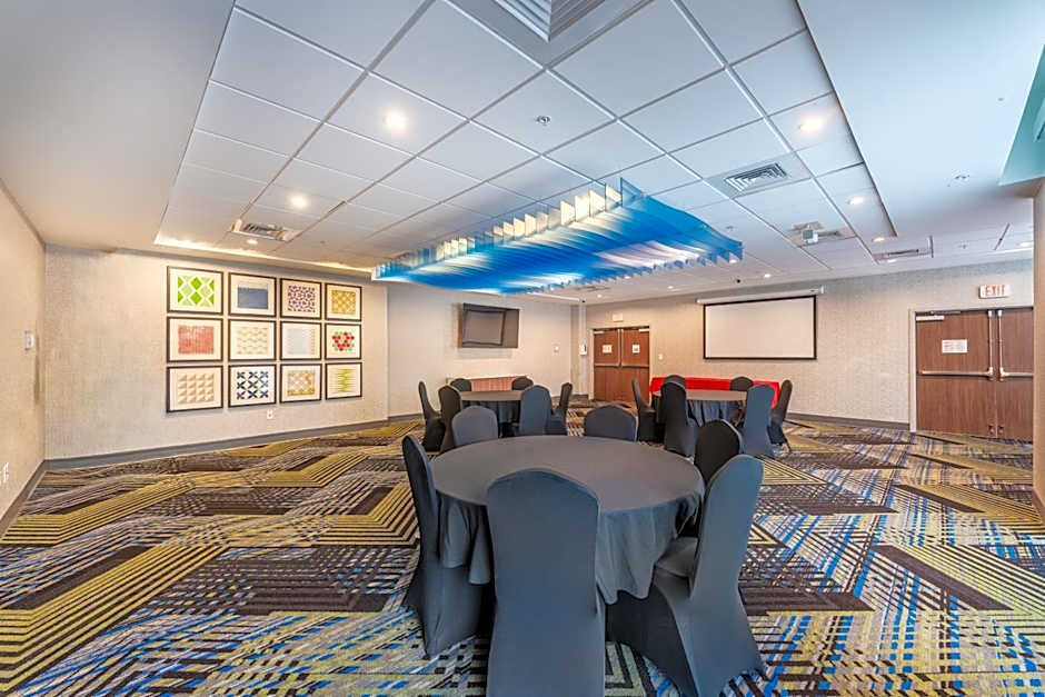 Holiday Inn Express And Suites Nashville North - Springfield By IHG