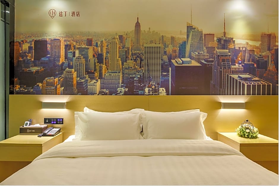 Into Hotel