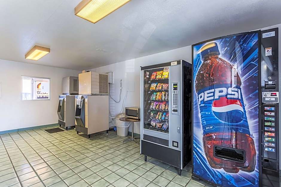 Motel 6-Moses Lake, WA