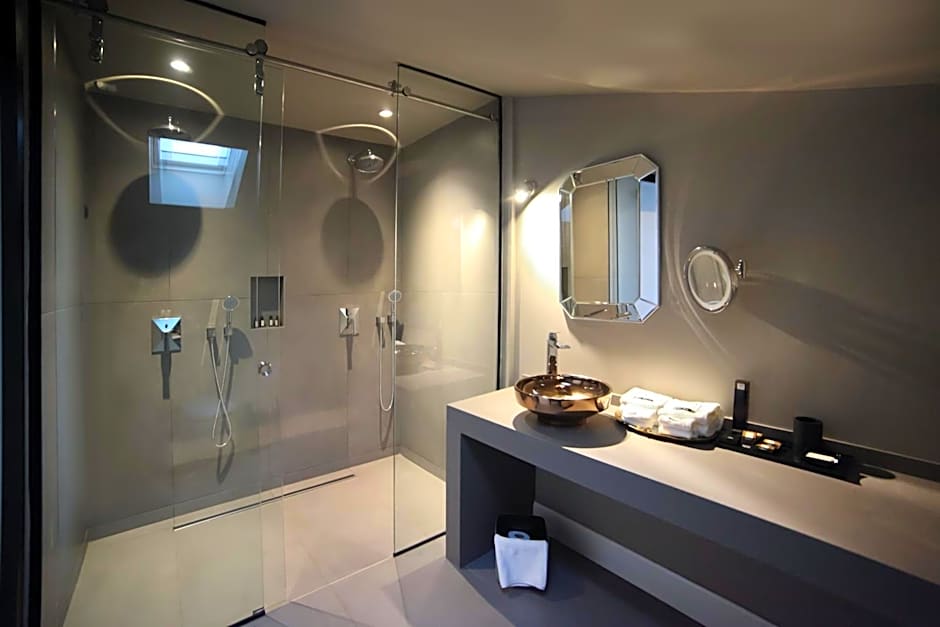 39 Kalamış Marina Hotel & Restaurant