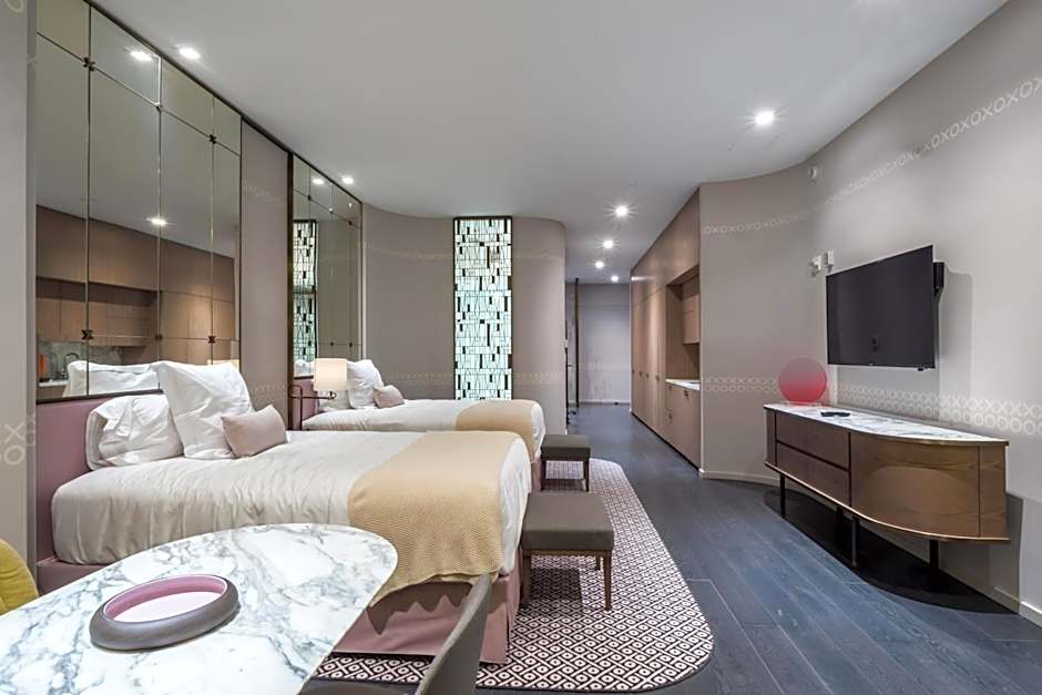 Suites at SLS Lux Brickell managed by CE