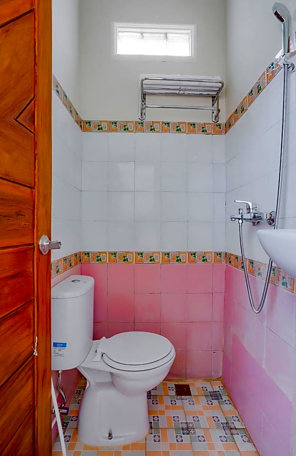 OYO 90210 Kenari House Syariah