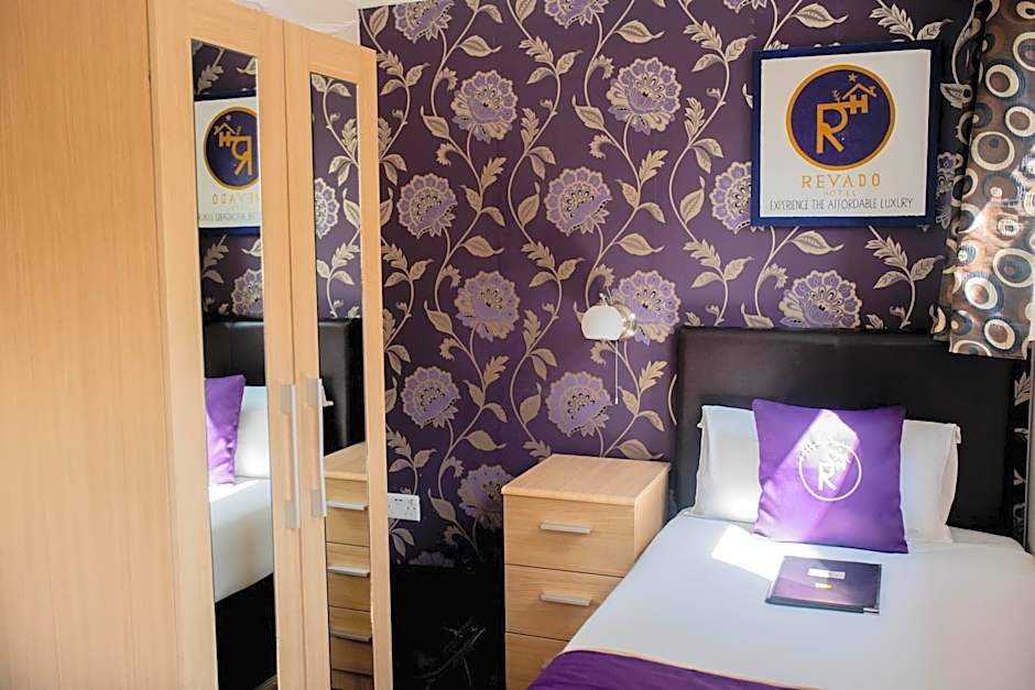 Revado Hotel