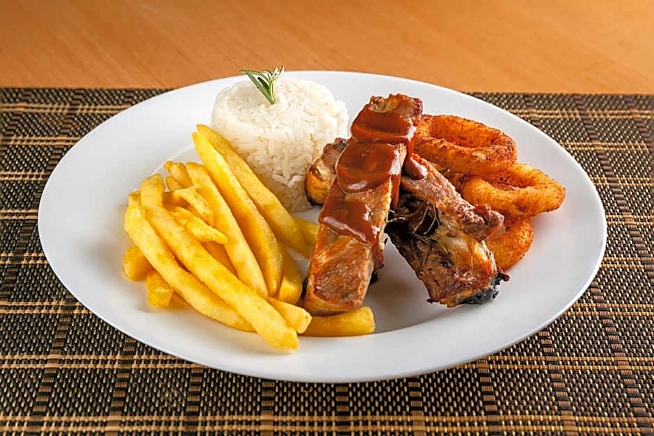 Royal Urban Macaé Hotel