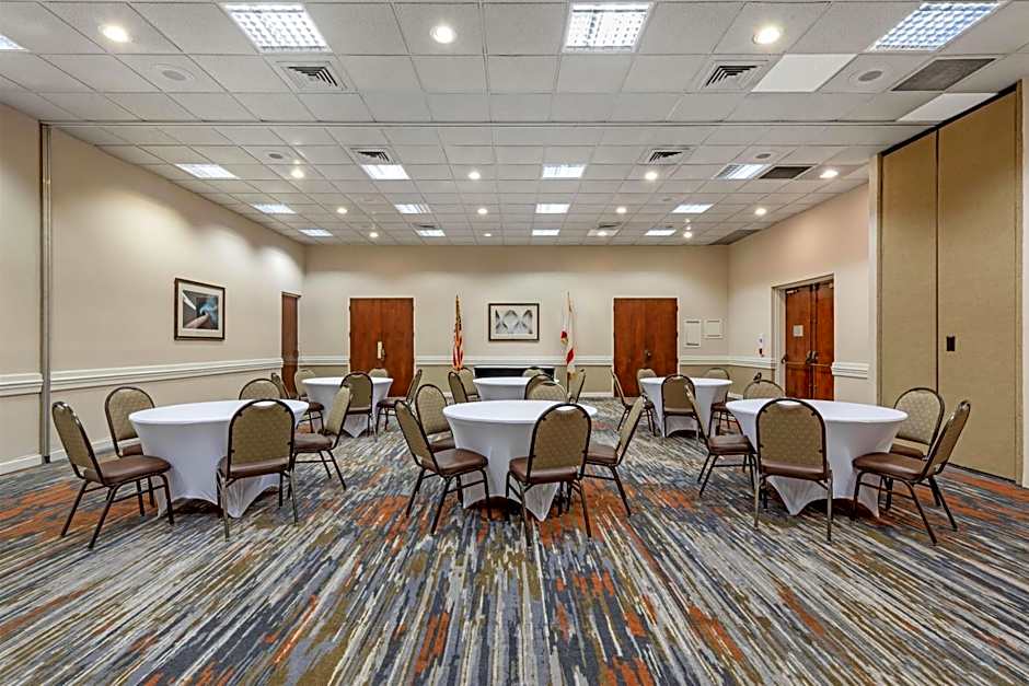 Best Western Plus Madison-Huntsville