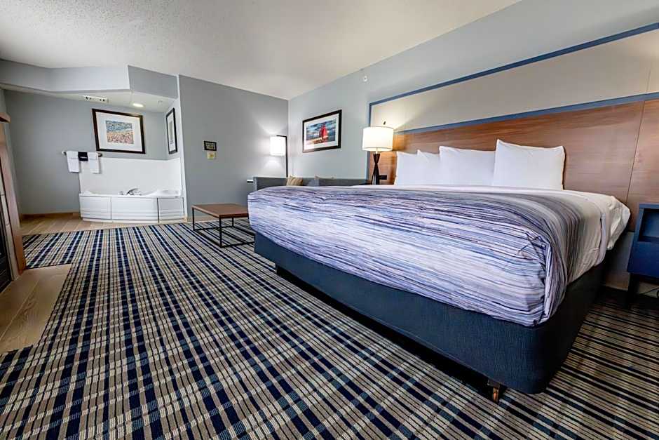 AmericInn by Wyndham Sturgeon Bay