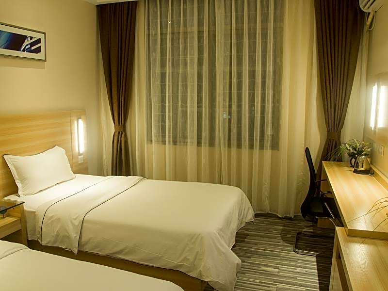 Denise Hotel Apartment(Shangxiajiu Branch)