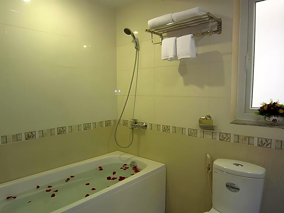 Dong Do Saigon Hotel