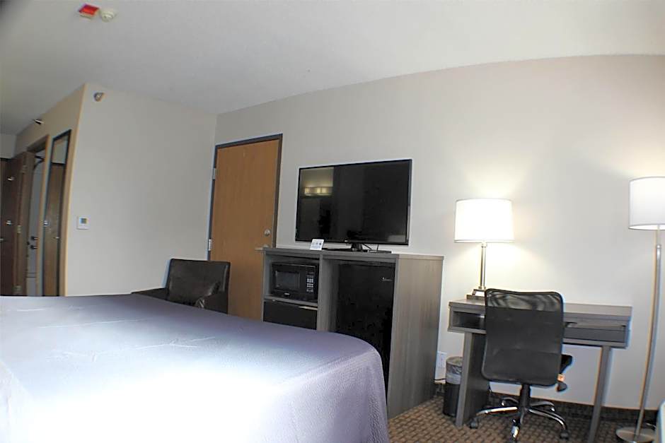 Super 8 by Wyndham Gardner