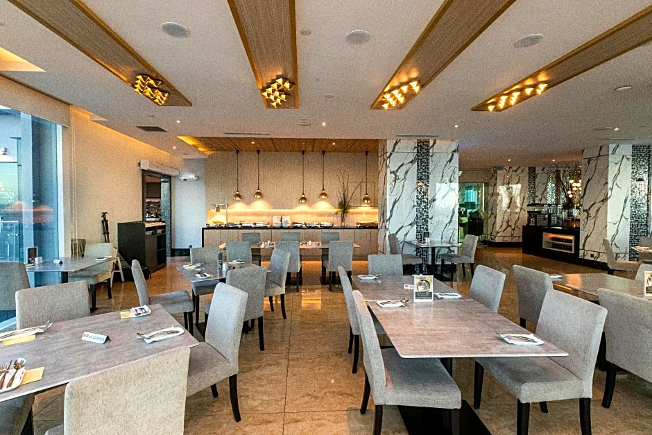 Hompton by the Beach Penang