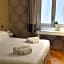 Smart Hotel Gallery House