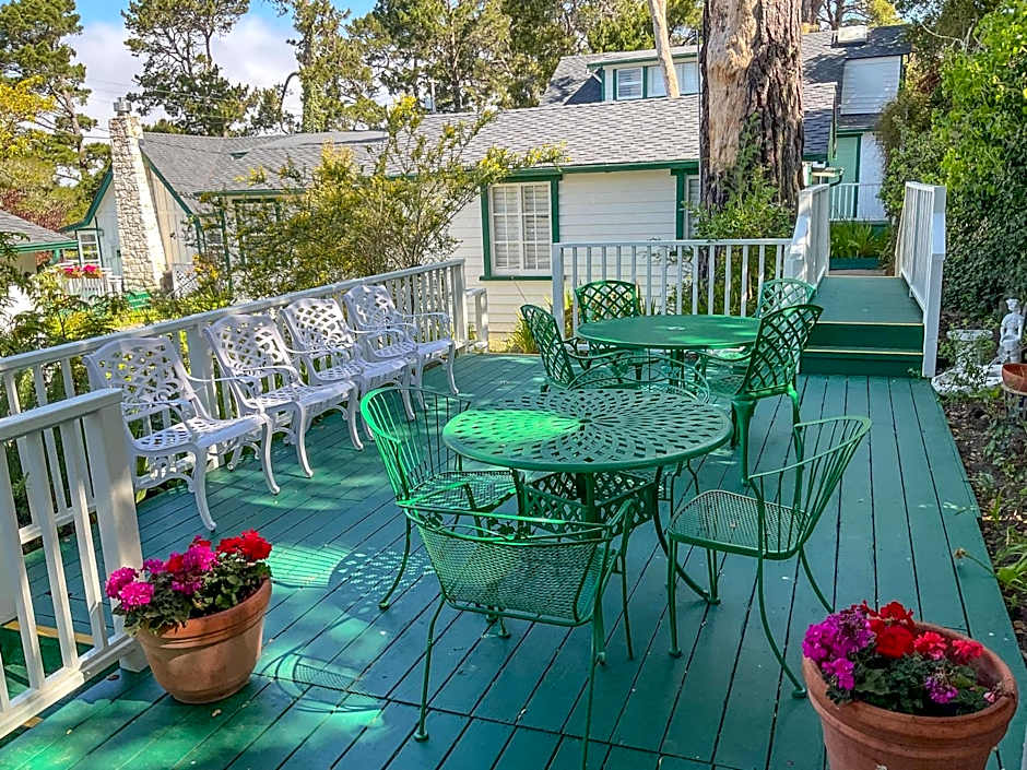 Carmel Green Lantern Inn