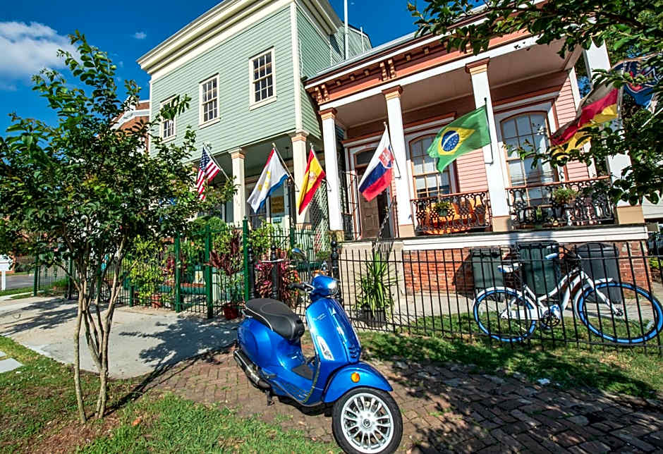 HOSTEL Auberge NOLA