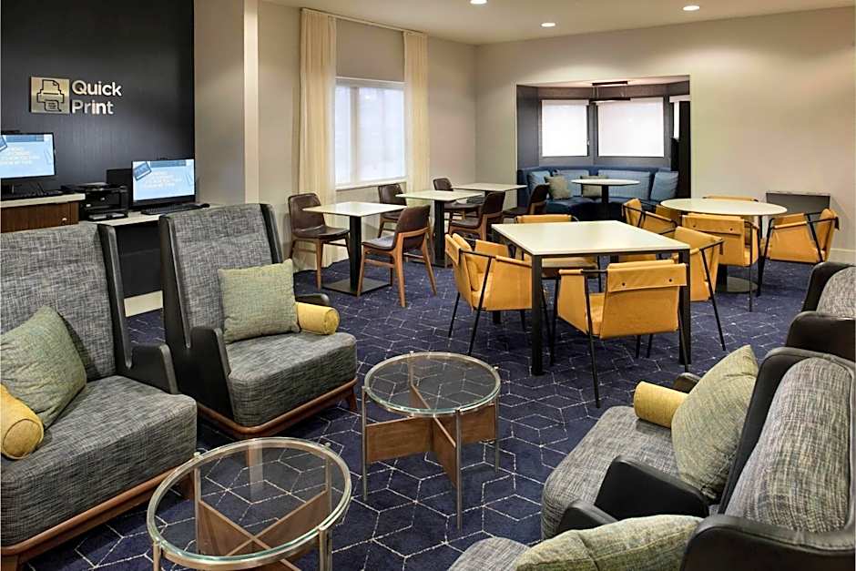 Courtyard by Marriott Winston-Salem University