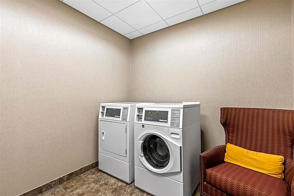 Hampton Inn By Hilton & Suites Fond du Lac