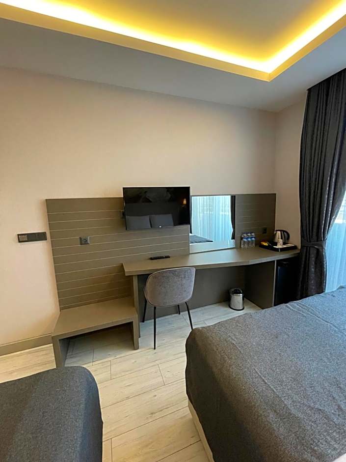 Mithras Hotel