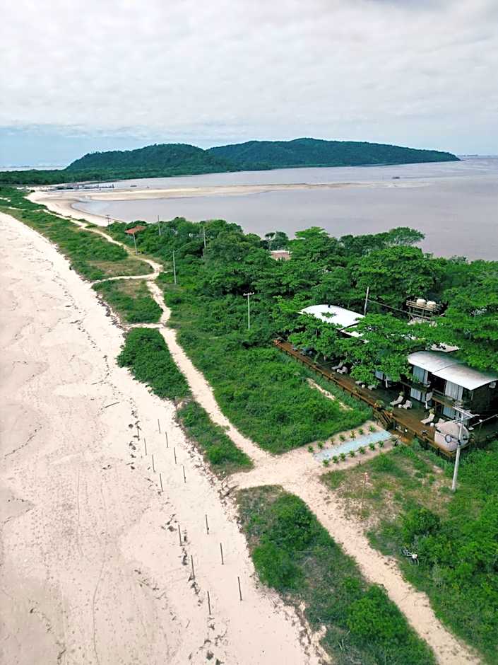 Ilha do Mel Lodges