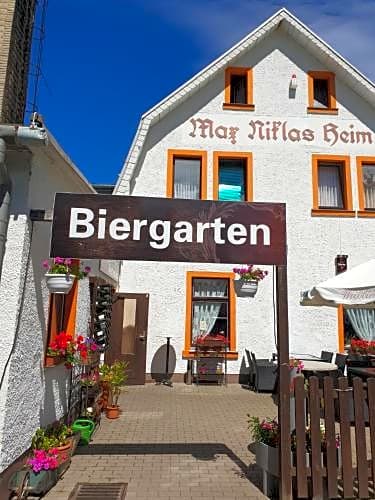 Hotel und Restaurant Die Burg