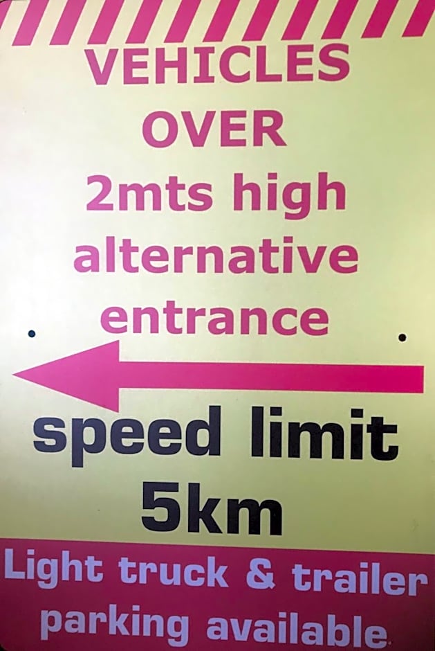 PROSERPINE MOTOR LODGE