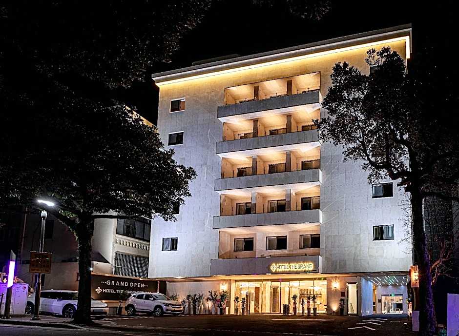 Hotel The Grang Seogwipo