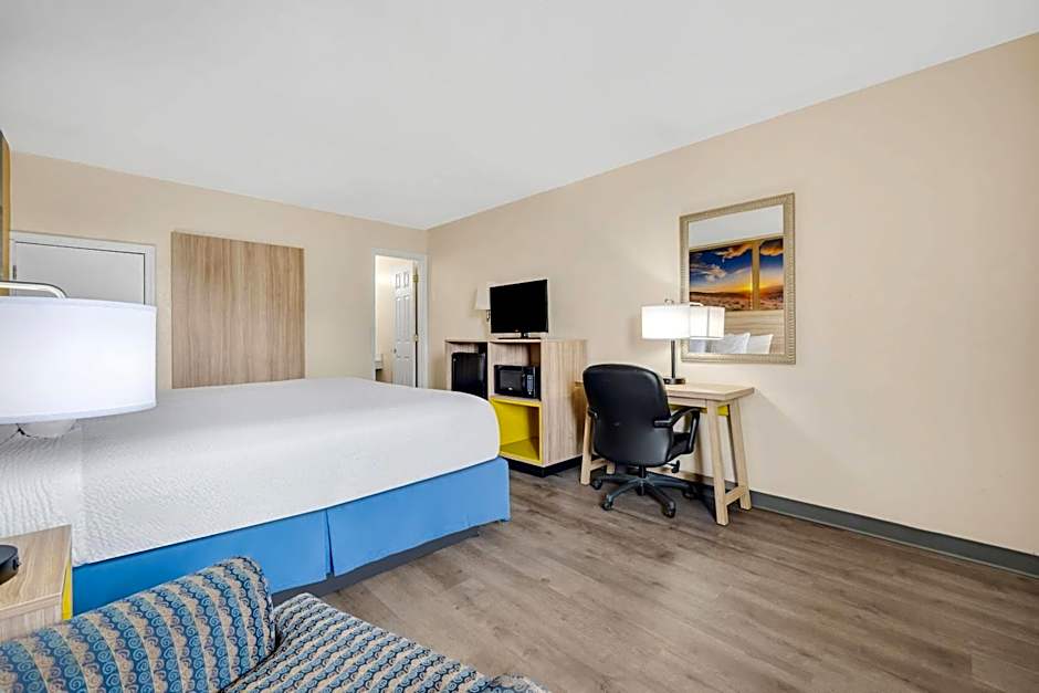 Days Inn by Wyndham Fort Wayne