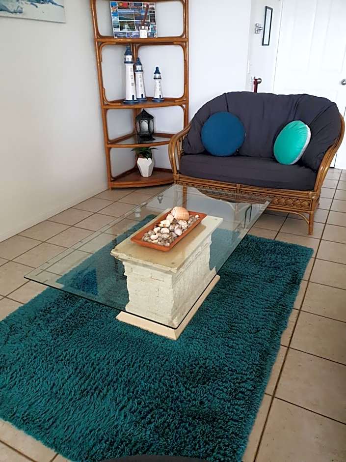 Bayviews and Harbourview Holiday Apartments