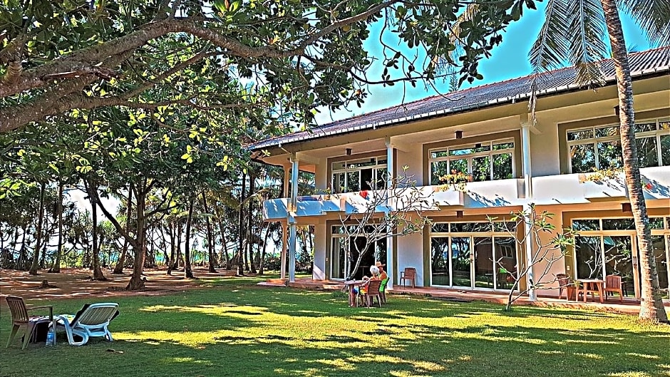 Raja Beach Hotel