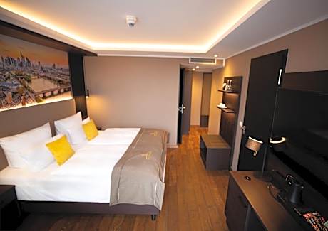 Single Room with Balcony