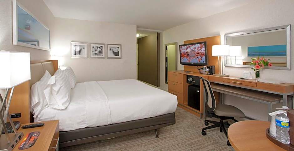 Holiday Inn Washington-Central/White House By IHG