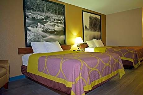 Queen Room - Mobility Access/Non-Smoking