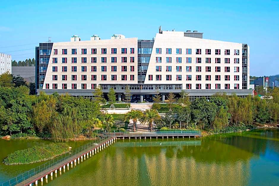 Aloft Dongguan Songshan Lake