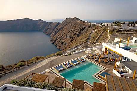 Amaze Suites