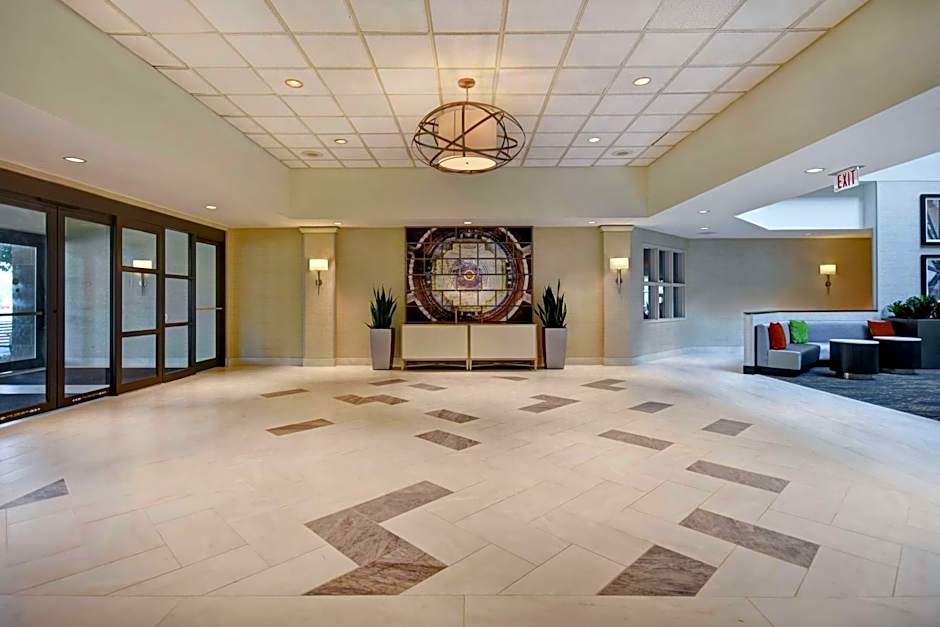 Embassy Suites By Hilton Hotel Little Rock