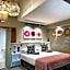Hog Hollow Country Lodge