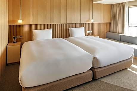 Hollywood Twin Room with View Bath Onsen