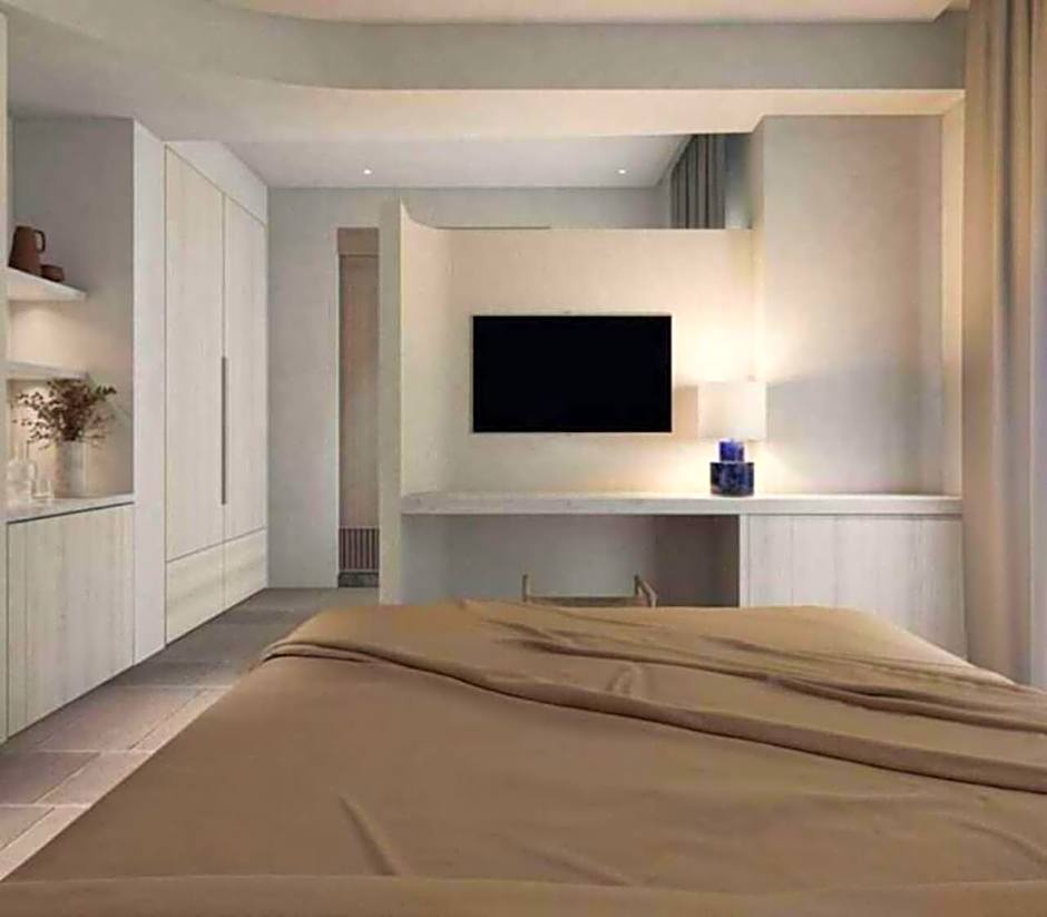 Meros, Santikos Collection