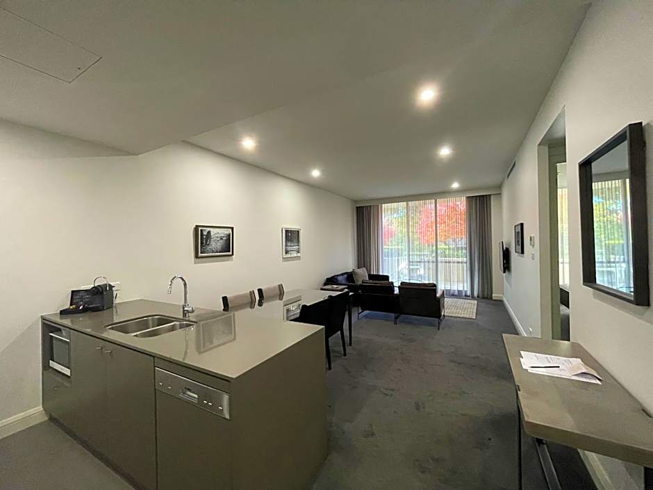 Knightsbridge Canberra