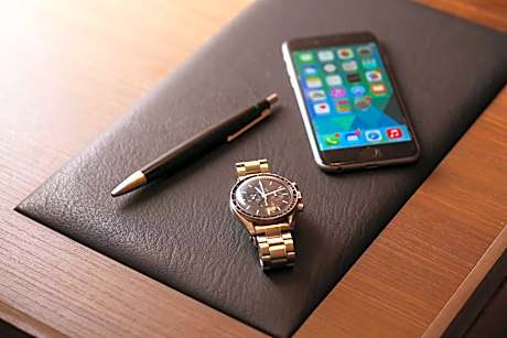 Compact Twin Room - Non-Smoking