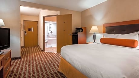 Queen Room - Mobility Access