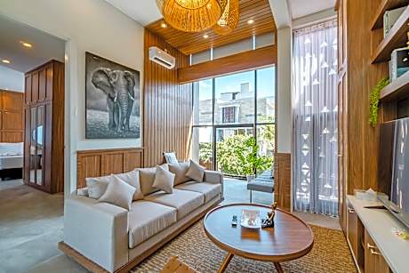 Two Bedroom Deluxe Panoramic Pool Villa