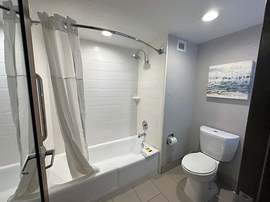 Comfort Inn Dallas North Love Field Airport