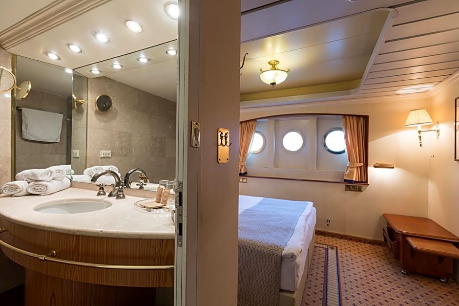 OnRiver Hotels - MS Cézanne