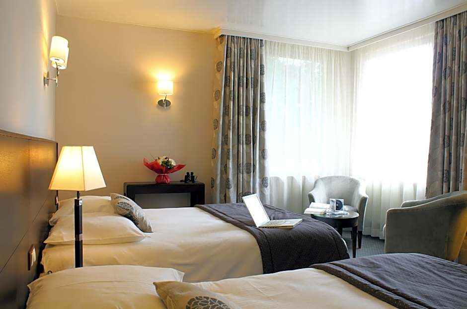 Le Manoir Hôtel