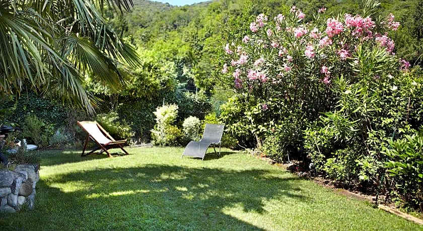 Antico Borgo Sanda Lago Maggiore