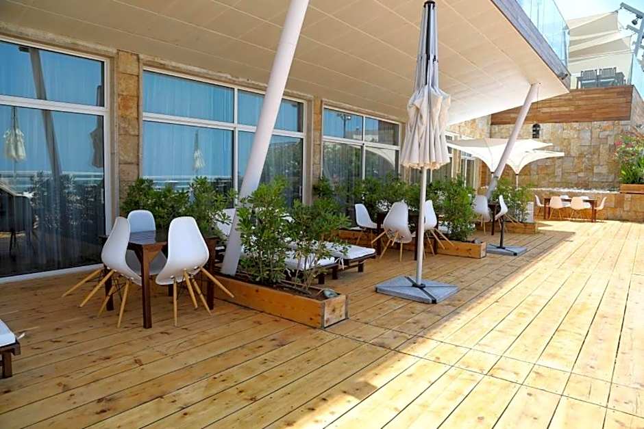 Veer Luxury Boutique Hotel & Beach Club