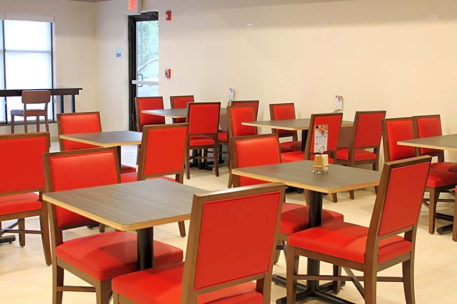 Holiday Inn Express Hotel & Suites Glasgow By IHG