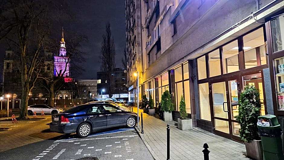 K22 Grzybowska Pokoje Centrum