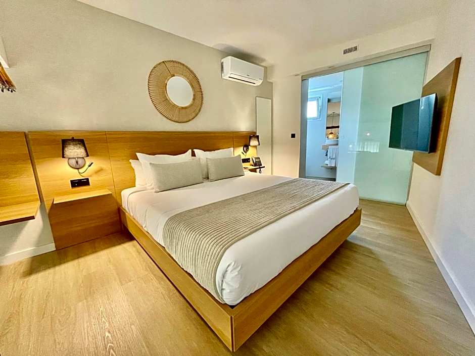 Hotel Emblemático Hi Suites