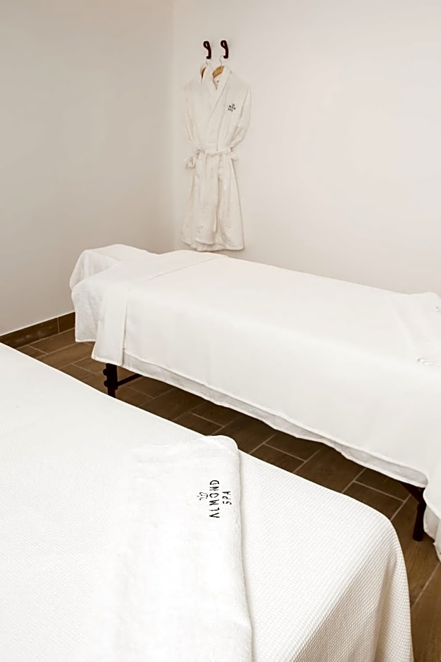 Almond Hotel - Adults only