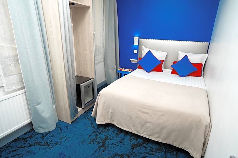 Hotel Du Mont Dore Batignolles